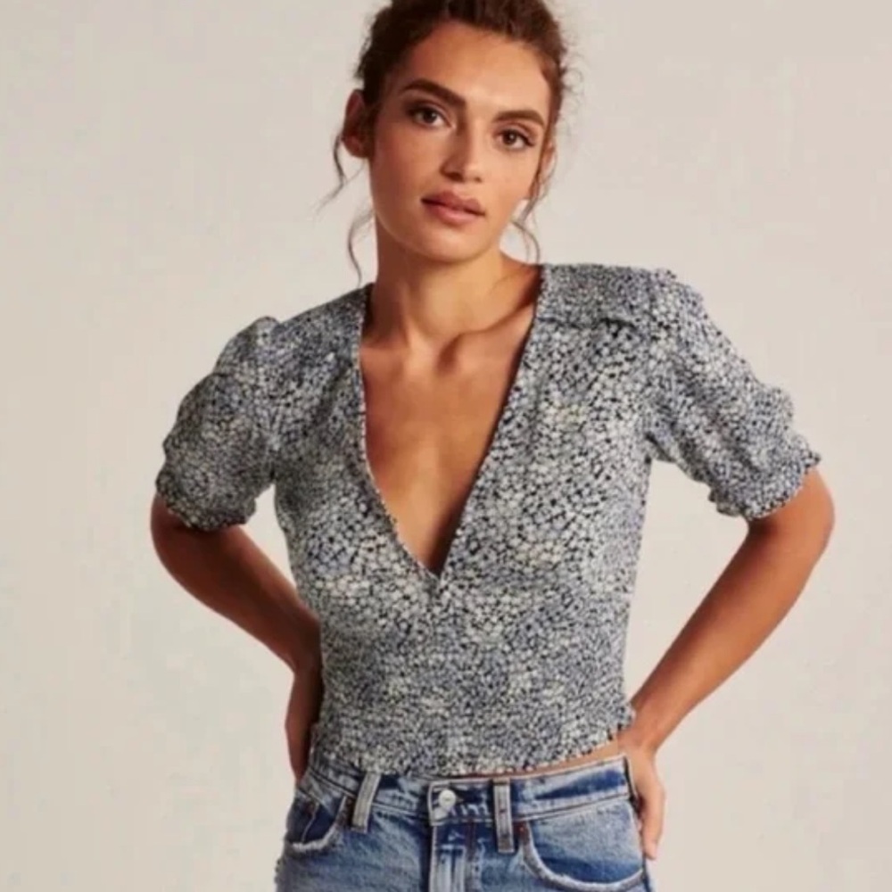 Abercrombie & Fitch Floral Smocked Waist Top sz XL